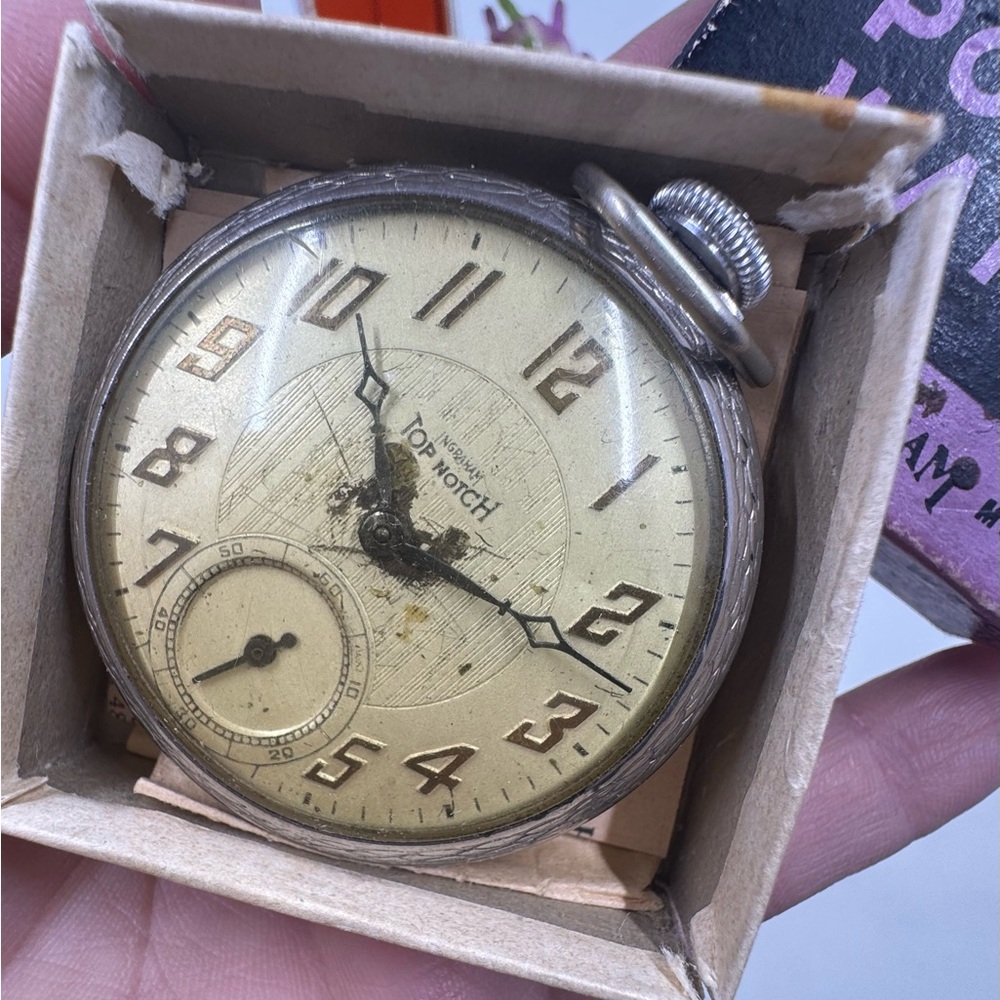 Vintage Ingram Pocket Watch w/ original box & Certificate - Picture 3 of 7
